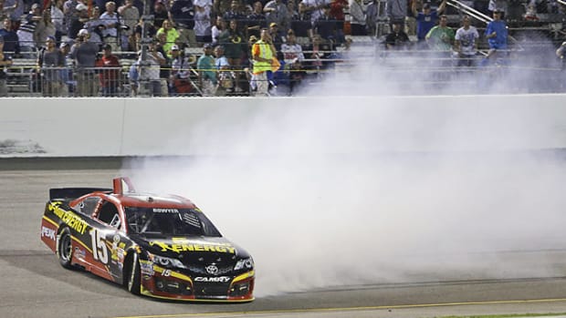 130919003021-clint-bowyer-spin-single-image-cut.jpg
